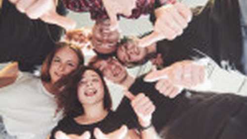 dummy_happy-group-friends-with-their-hands-together-middle__320x213.jpg
